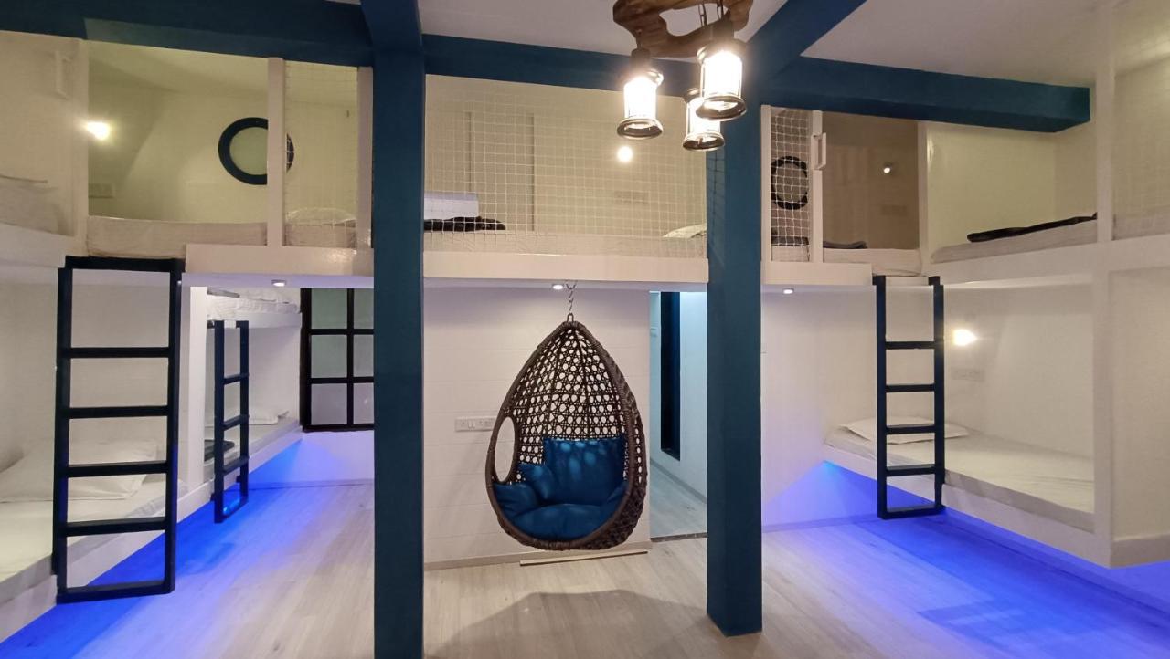 The Voyage - Cafe Hostel Cowork Πούνε Εξωτερικό φωτογραφία