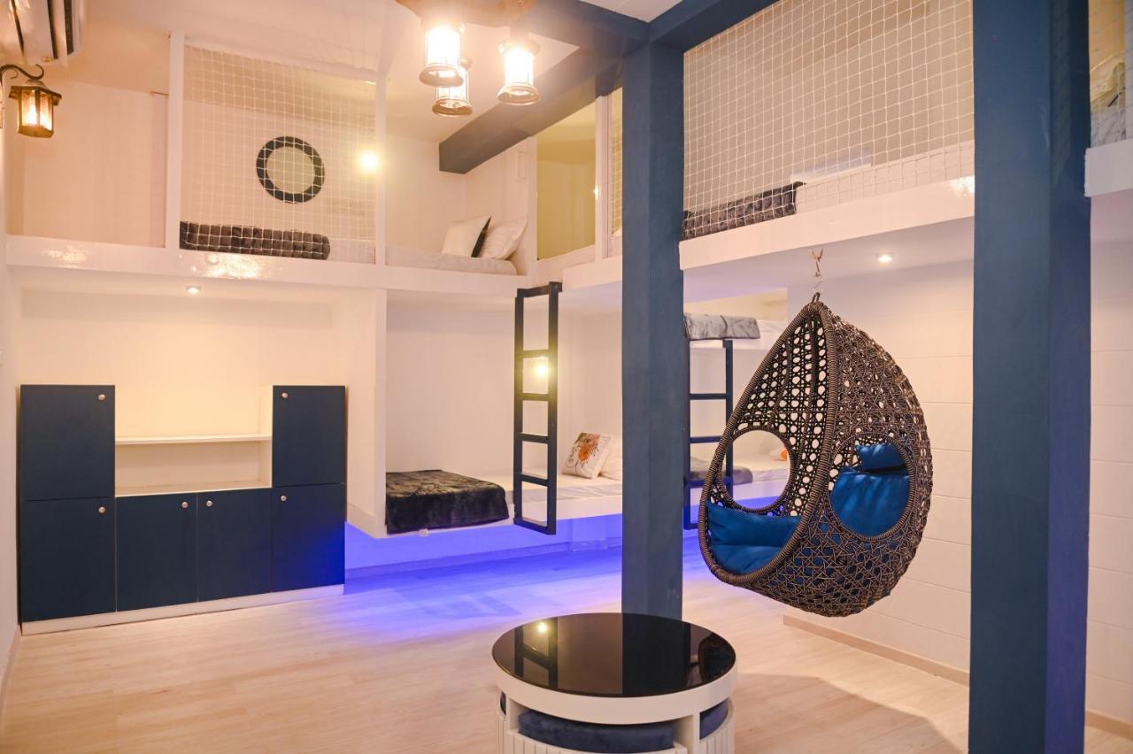 The Voyage - Cafe Hostel Cowork Πούνε Εξωτερικό φωτογραφία