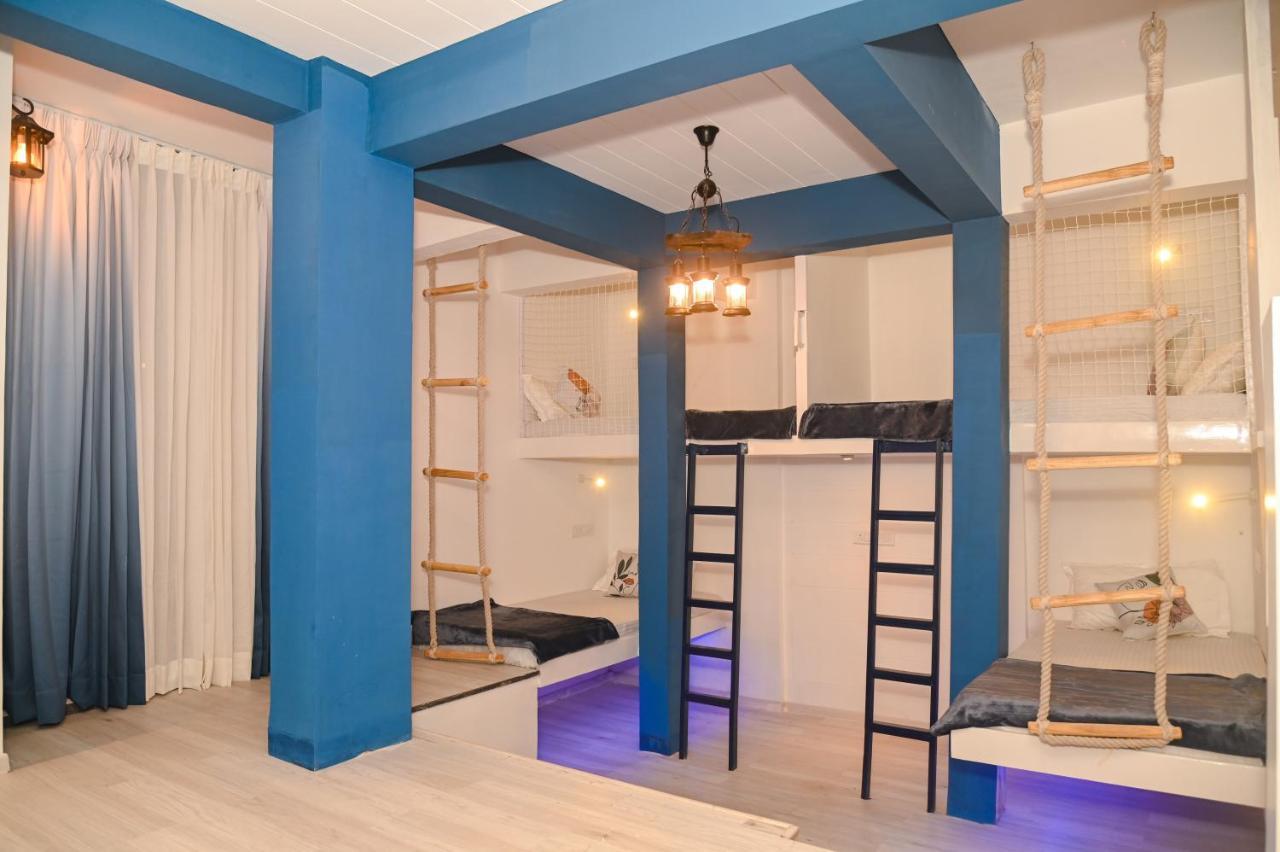 The Voyage - Cafe Hostel Cowork Πούνε Εξωτερικό φωτογραφία
