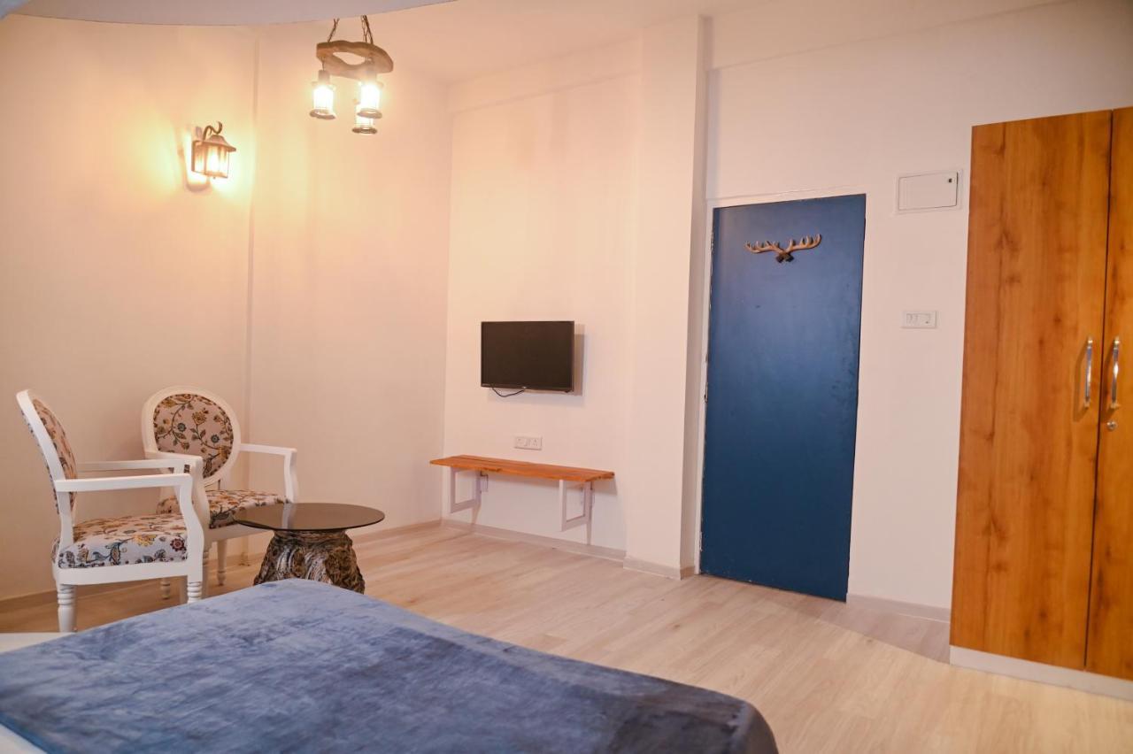 The Voyage - Cafe Hostel Cowork Πούνε Εξωτερικό φωτογραφία