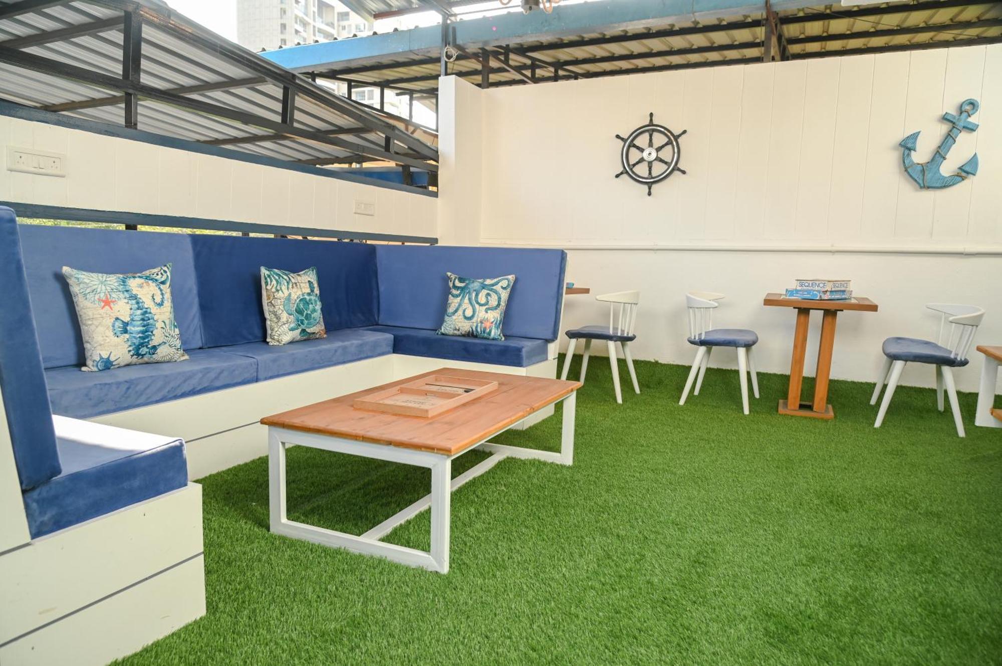 The Voyage - Cafe Hostel Cowork Πούνε Εξωτερικό φωτογραφία